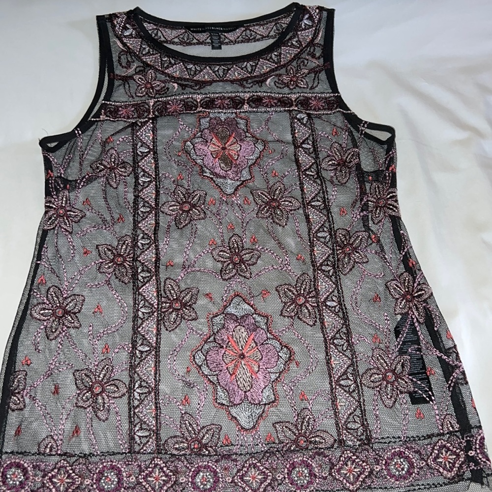 Mesh tank top with beautiful embroidery XXS